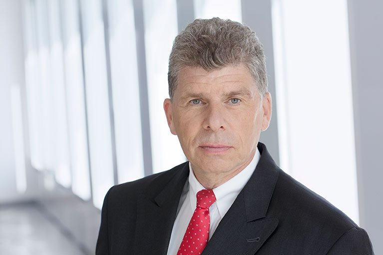 Portrait von Matthias Danne, stellvertretender Vorstandsvorsitzender der Deka